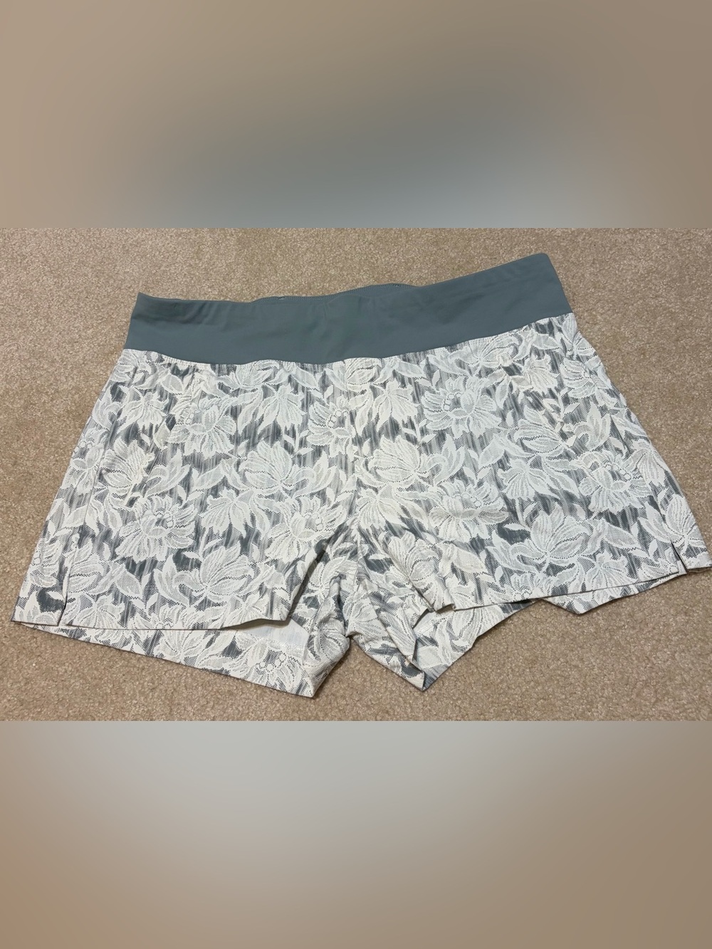 Athleta Trekkie North Shorts